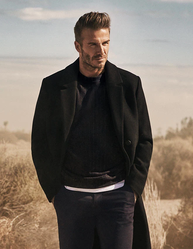 Kolekcja Modern Essentials selected by David Beckham na jesień/zimę 2016 będzie dostępna od 29 września w sklepach H&M. Kolekcja Modern Essentials selected by David Beckham na jesień/zimę 2016 będzie dostępna od 29 września w sklepach H&M.