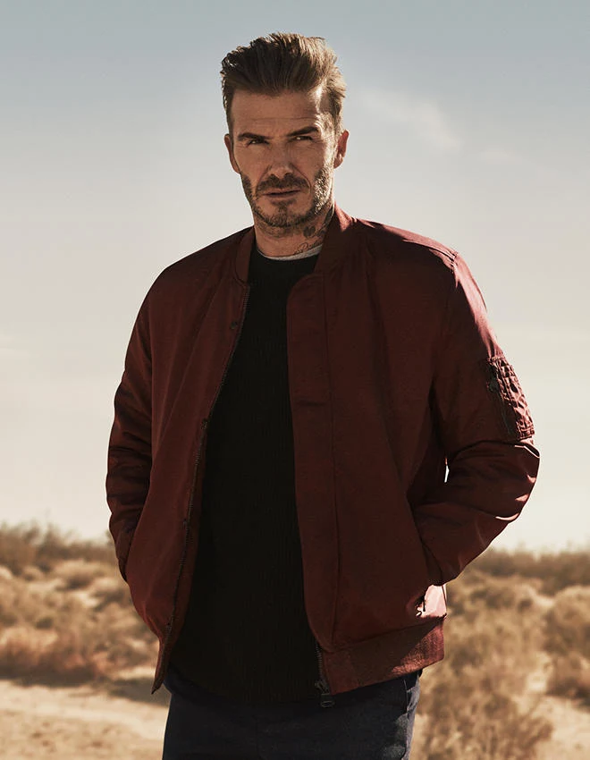 Kolekcja Modern Essentials selected by David Beckham na jesień/zimę 2016 będzie dostępna od 29 września w sklepach H&M. Kolekcja Modern Essentials selected by David Beckham na jesień/zimę 2016 będzie dostępna od 29 września w sklepach H&M.
