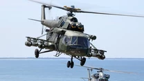 Lot w szyku Mi-17 i SH-2 Kaman