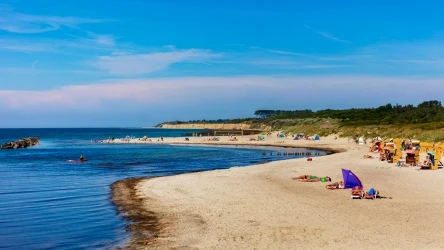 ​Turyści skarżą się na lodowatą wodę w Bałtyku. Nie mają pojęcia, co jest przyczyną