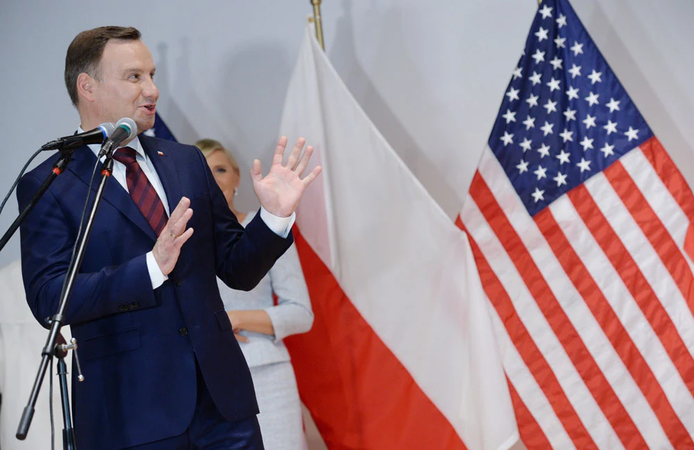 Prezydent Andrzej Duda podczas spotkania z Polonią Prezydent Andrzej Duda podczas spotkania z Polonią