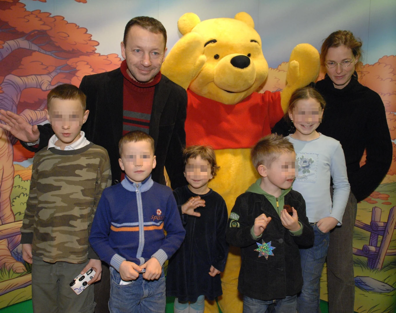 Zbigniew Zamachowski i Aleksandra Justa z dziećmi Zbigniew Zamachowski i Aleksandra Justa z dziećmi