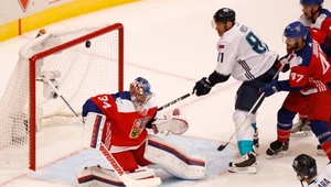 Czeski bramkarz Petr Mrazek i Słowak Zdeno Chara