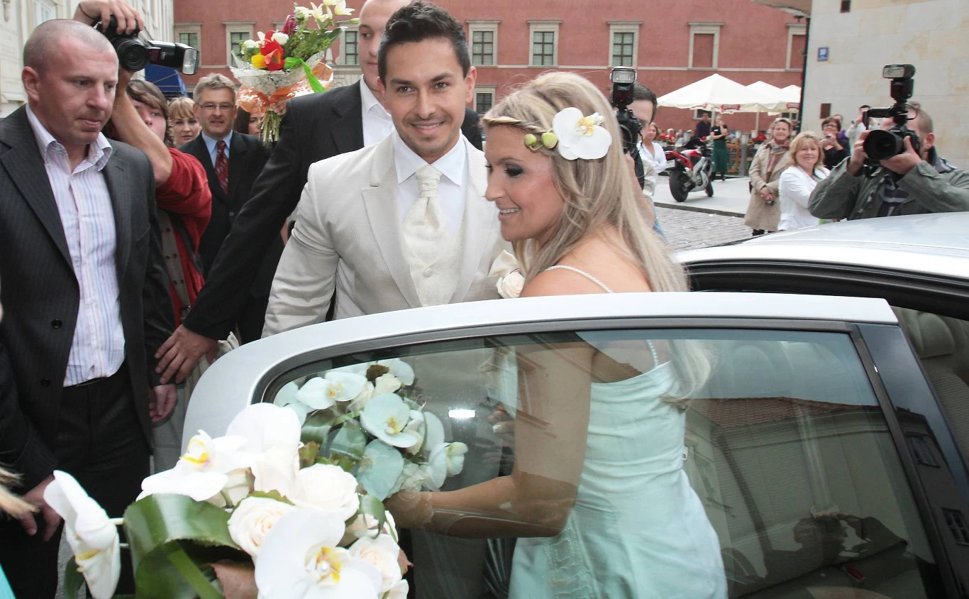 Katarzyna Skrzynecka i Marcin Łopucki przygotowują się do ślubu kościelnego Katarzyna Skrzynecka i Marcin Łopucki przygotowują się do ślubu kościelnego