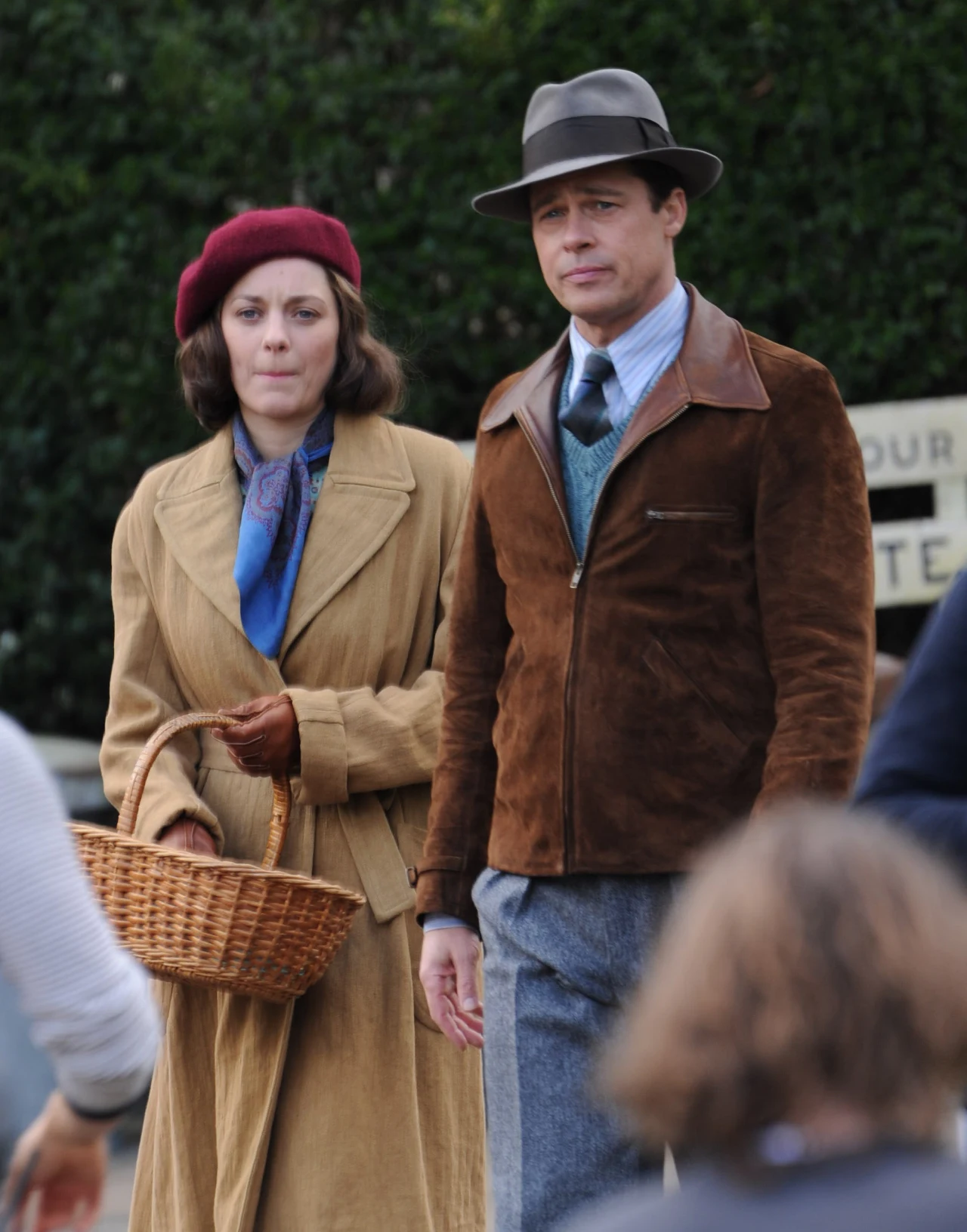 Marion Cotillard i Brad Pitt na planie filmu "Sprzymierzeni" Marion Cotillard i Brad Pitt na planie filmu "Sprzymierzeni"