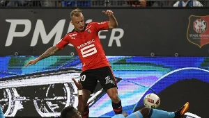 Kamil Grosicki kontra Bouna Sarr
