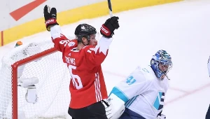 Jonathan Toews triumfuje