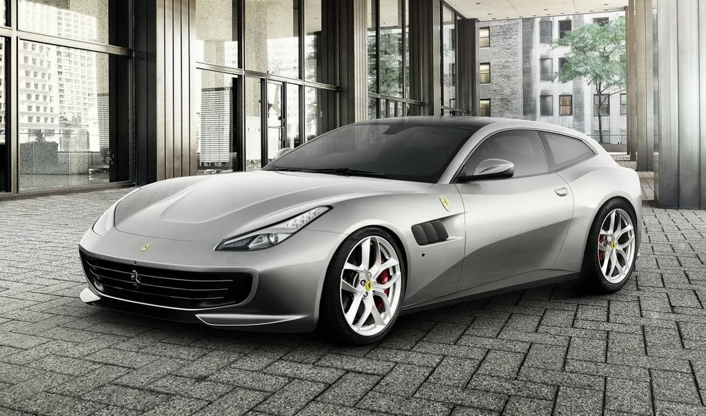 Ferrari GTC4 Lusso T