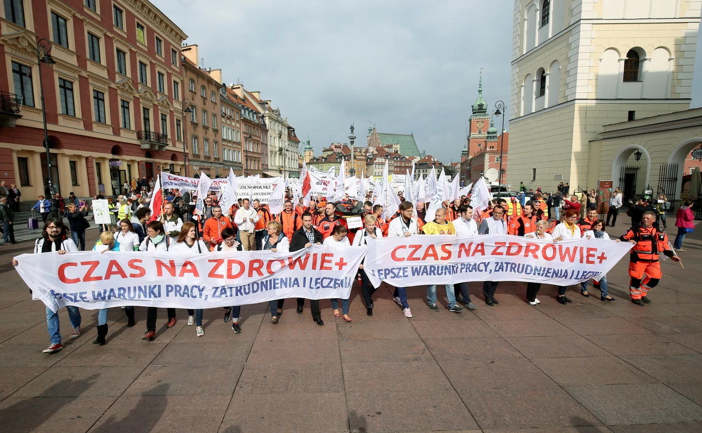 Manifestacja przejdzie z pl. Zamkowego, Krakowskim Przedmieściem do ulicy Świętokrzyskiej i dalej Marszałkowską do pl. Konstytucji, gdzie ustawiona ma być scena i przewidywane są wystąpienia