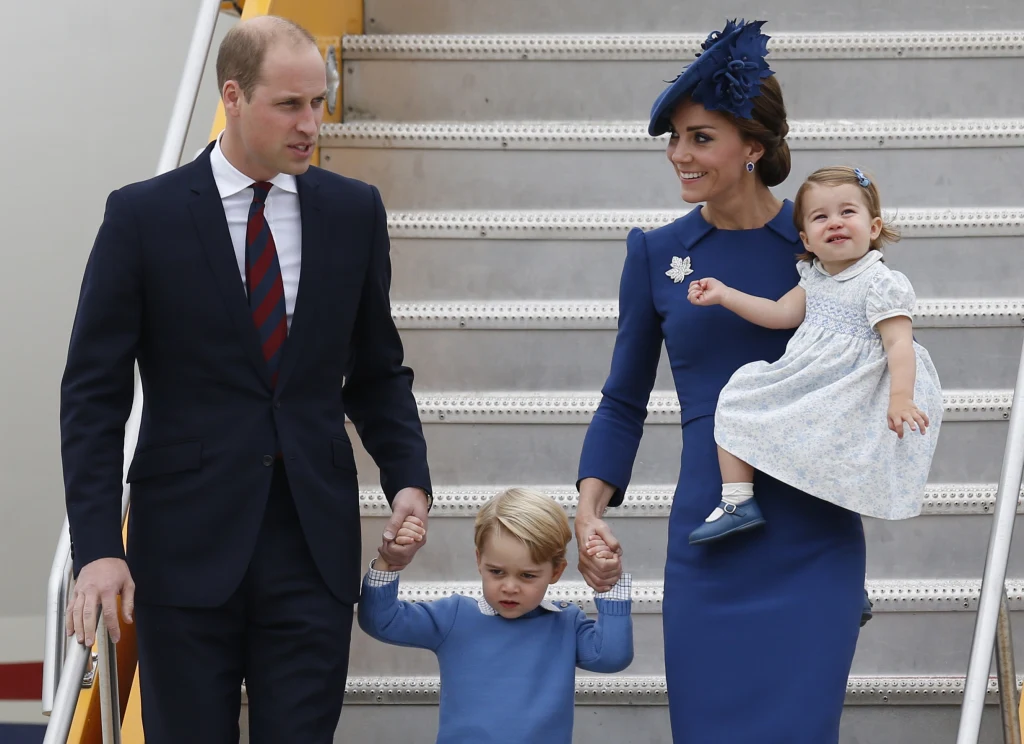 Księżna Kate i książę William z dziećmi w Kanadzie