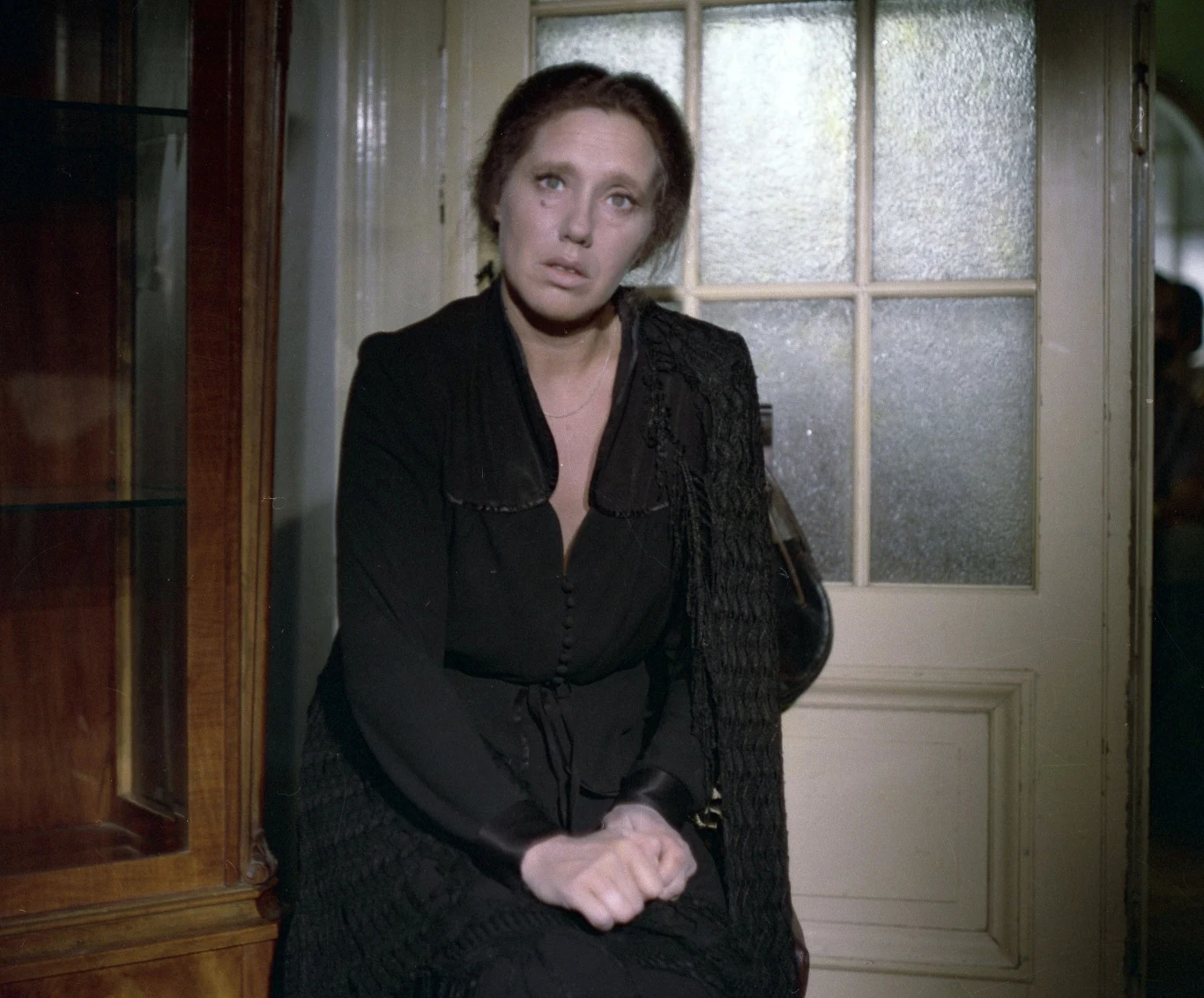 Waldemar Dziki był absolwentem Szkoły Filmowej w Łodzi. Debiutował w roku 1983 filmem "Kartka z podróży" wyróżnionym m.in. Nagrodą im. Andrzeja Munka oraz nagrodą za debiut i główną rolę męską na festiwalu filmowym w Gdańsku (obecnie Gdyni). Jego akcja toczyła się w pierwszych latach II wojny światowej, za murami getta, a głównym bohaterem był polski żyd, intelektualista i samotnik, którego Niemcy przeznaczyli do sprzątania ulic.