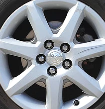 Łożyska kół wytrzymują ok. 100 000 km. To nie problem. Ale są za drogie w wymianie.