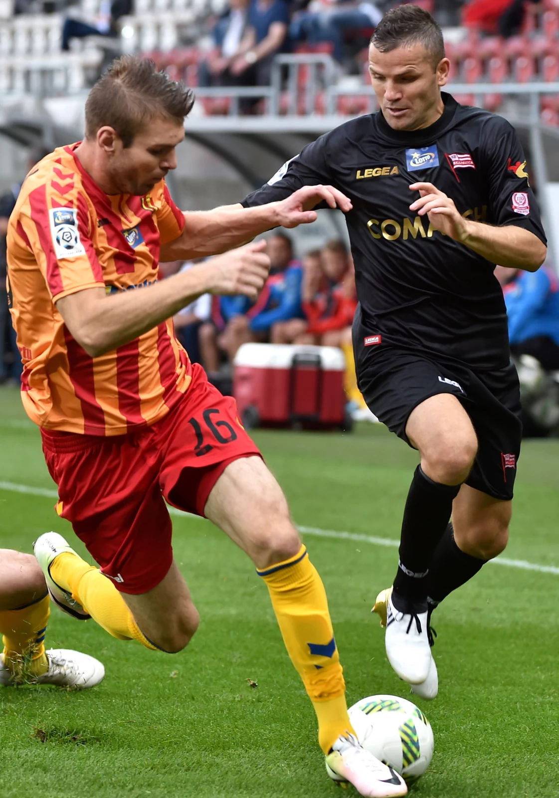 Poprzednio "Pasy" ostatni raz zwyciężyły w lidze 5 sierpnia. Wówczas na swoim stadionie okazały się lepsze od Wisły Kraków (2-1). 