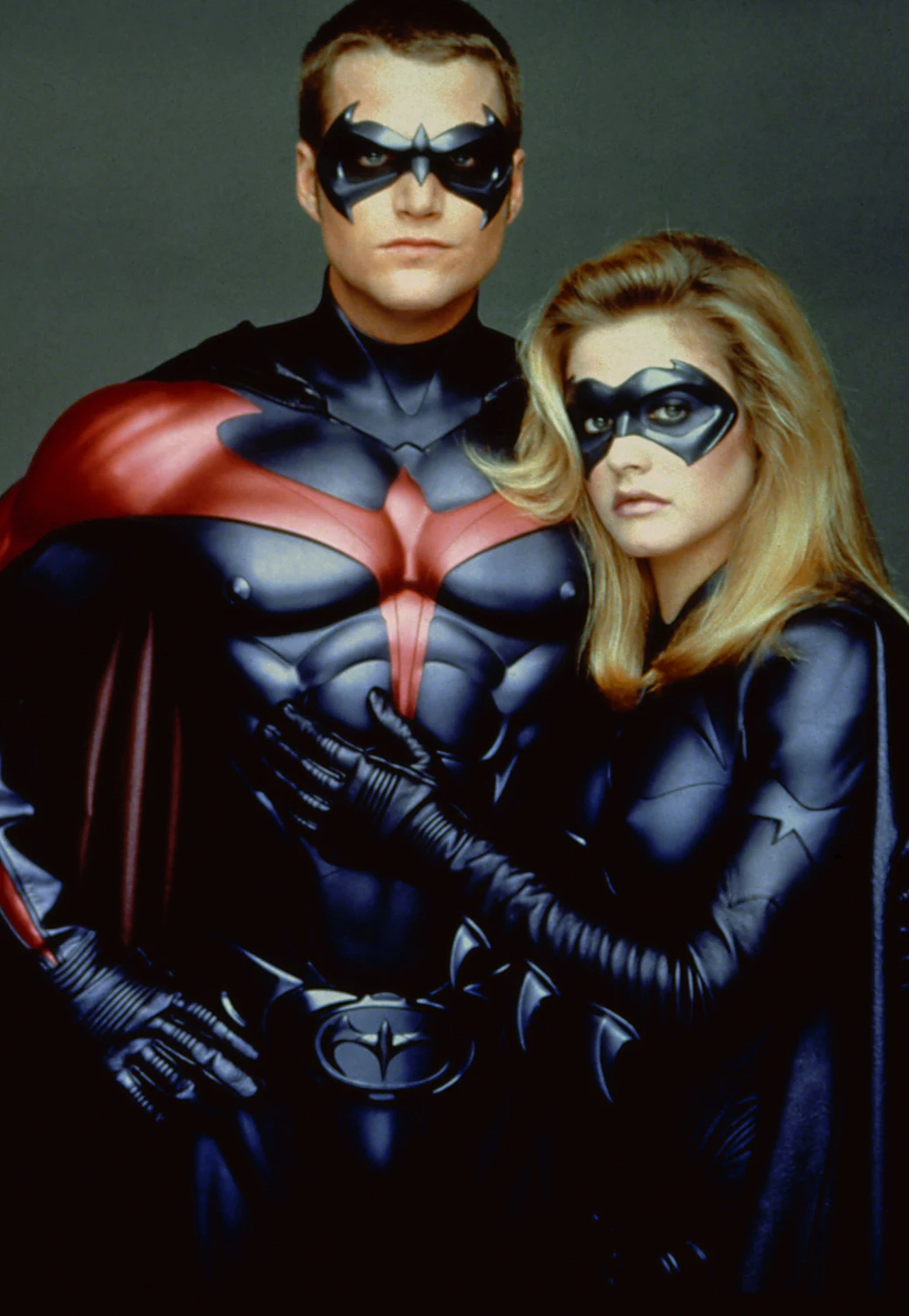 Sukces "Słodkich zmartwień" sprawił, że Silvertone zaczęto proponować większe filmy. Aktorka zagrała m.in. w superprodukcji "Batman i Robin" (1997), gdzie wcieliła się w Kobietę-Kota. Mimo iż film okazał się kasowym sukcesem - zarobił na całym świecie aż 240 milionów dolarów - krytyka nie zostawiła na produkcji Joela Schumachera suchej nitki; Silverstone zaś otrzymała za swą rolę Złotą Malinę dla najgorszej aktorki drugoplanowej.