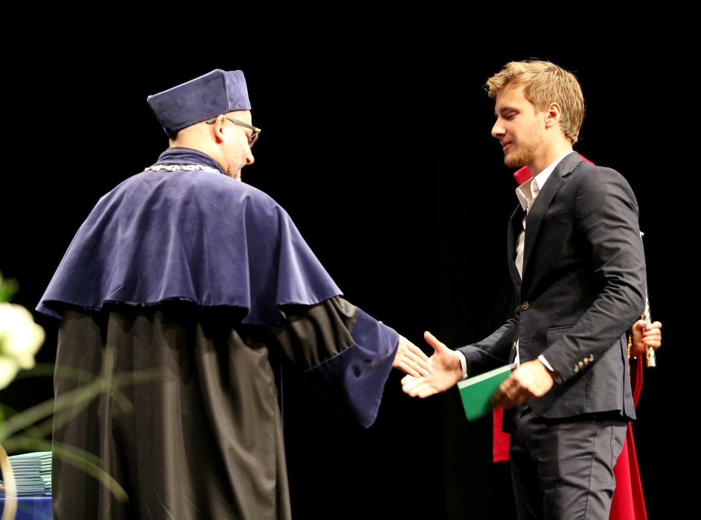 Maciej Musiał jeszcze niedawno odbierał indeks krakowskiej uczelni