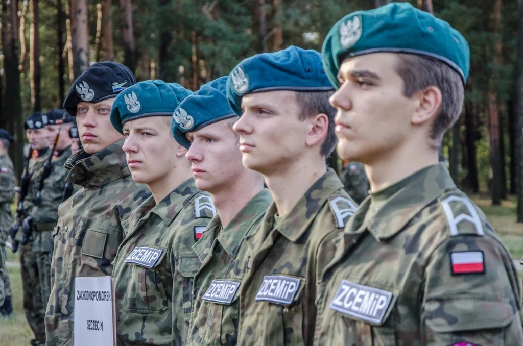 Licealiści w Żaganiu mają okazję poznać wojsko od środka