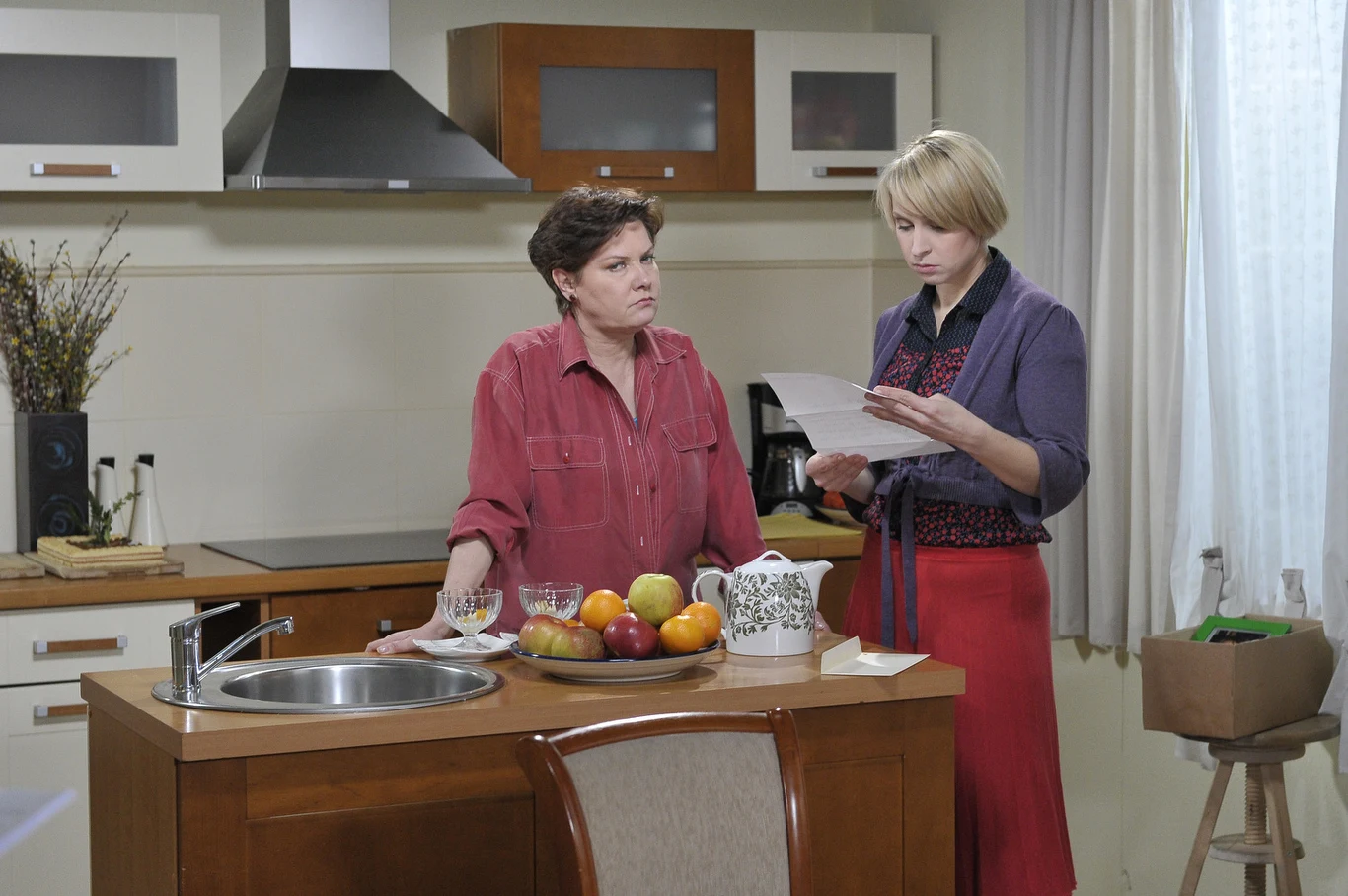 Agnieszka Kotulanka i Paulina Holtz na planie serialu "Klan"