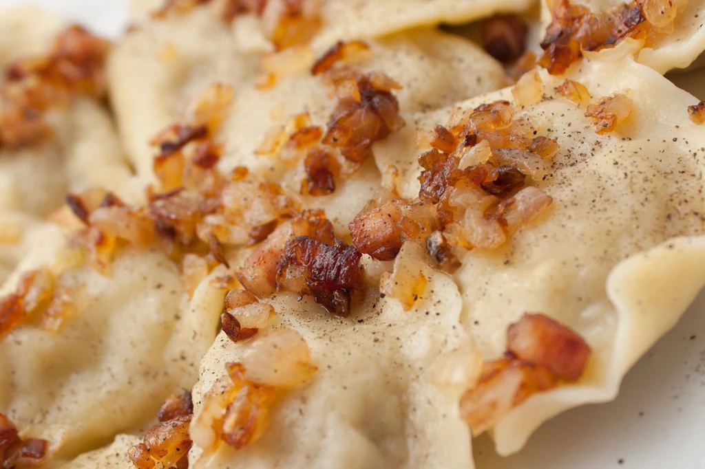 Pierogi z kapustą i mięsem Pierogi z kapustą i mięsem