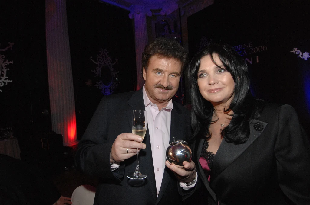 Krzysztof Krawczyk z żoną Ewą Krzysztof Krawczyk z żoną Ewą