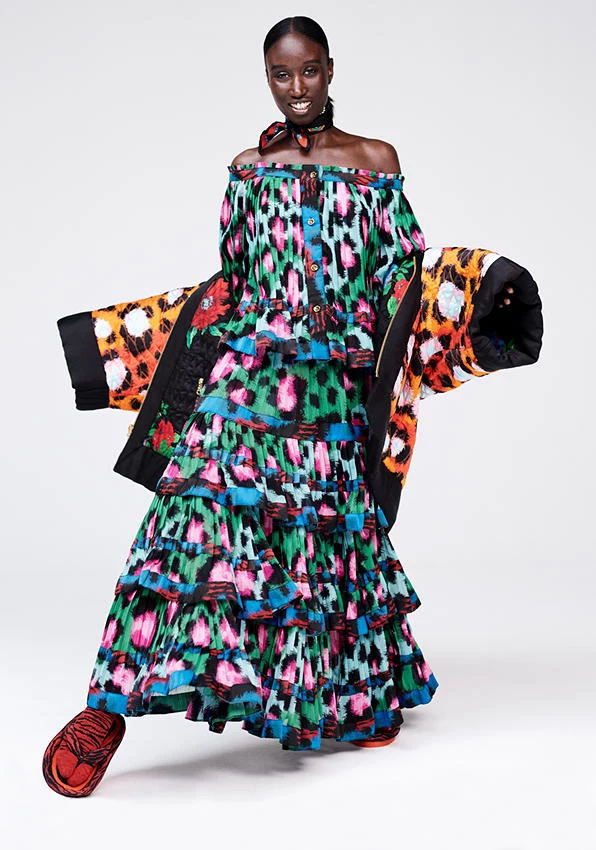 Kolekcja Kenzo x H&M będzie dostępna w ponad 250 sklepach H&M na świecie, a także online od 3 listopada 2016. Kolekcja Kenzo x H&M będzie dostępna w ponad 250 sklepach H&M na świecie, a także online od 3 listopada 2016.
