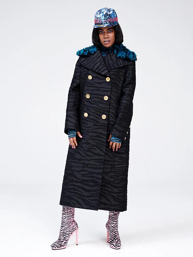 Kolekcja Kenzo x H&M będzie dostępna w ponad 250 sklepach H&M na świecie, a także online od 3 listopada 2016. Kolekcja Kenzo x H&M będzie dostępna w ponad 250 sklepach H&M na świecie, a także online od 3 listopada 2016.