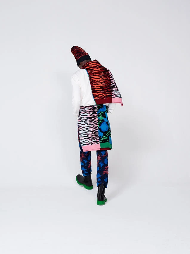 Kolekcja Kenzo x H&M będzie dostępna w ponad 250 sklepach H&M na świecie, a także online od 3 listopada 2016. Kolekcja Kenzo x H&M będzie dostępna w ponad 250 sklepach H&M na świecie, a także online od 3 listopada 2016.