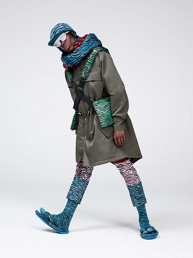 Kolekcja Kenzo x H&M będzie dostępna w ponad 250 sklepach H&M na świecie, a także online od 3 listopada 2016. Kolekcja Kenzo x H&M będzie dostępna w ponad 250 sklepach H&M na świecie, a także online od 3 listopada 2016.