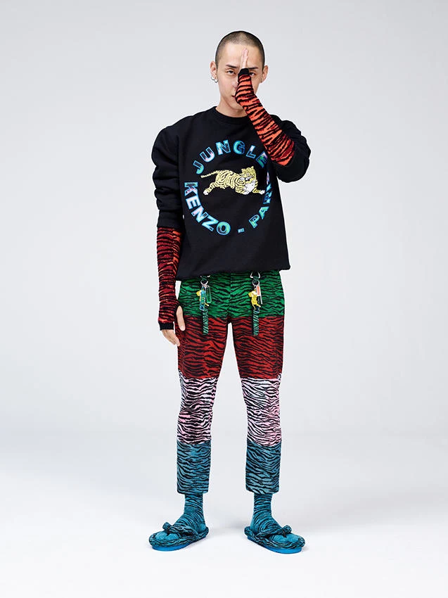 Kolekcja Kenzo x H&M będzie dostępna w ponad 250 sklepach H&M na świecie, a także online od 3 listopada 2016. Kolekcja Kenzo x H&M będzie dostępna w ponad 250 sklepach H&M na świecie, a także online od 3 listopada 2016.