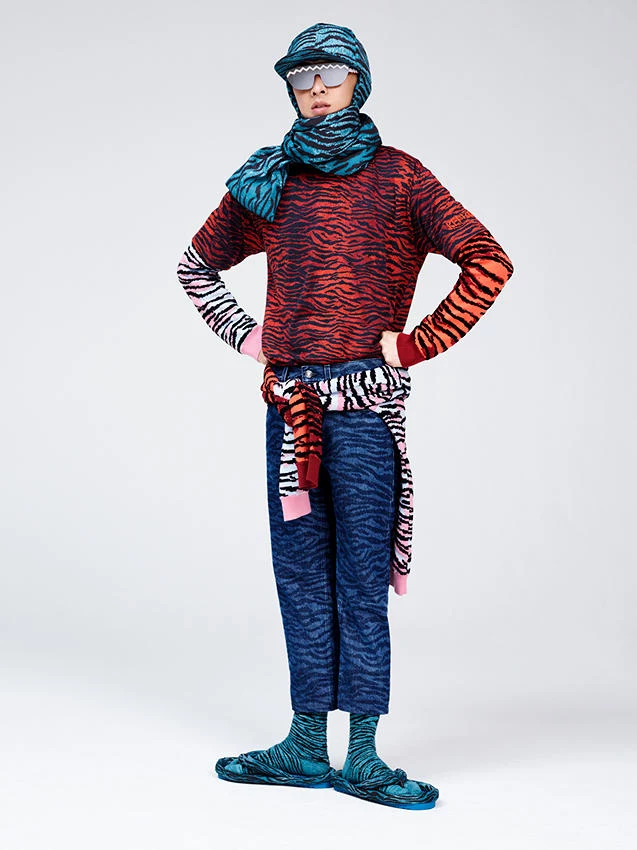 Kolekcja Kenzo x H&M będzie dostępna w ponad 250 sklepach H&M na świecie, a także online od 3 listopada 2016. Kolekcja Kenzo x H&M będzie dostępna w ponad 250 sklepach H&M na świecie, a także online od 3 listopada 2016.