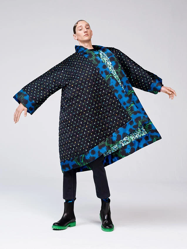 Kolekcja Kenzo x H&M będzie dostępna w ponad 250 sklepach H&M na świecie, a także online od 3 listopada 2016. Kolekcja Kenzo x H&M będzie dostępna w ponad 250 sklepach H&M na świecie, a także online od 3 listopada 2016.