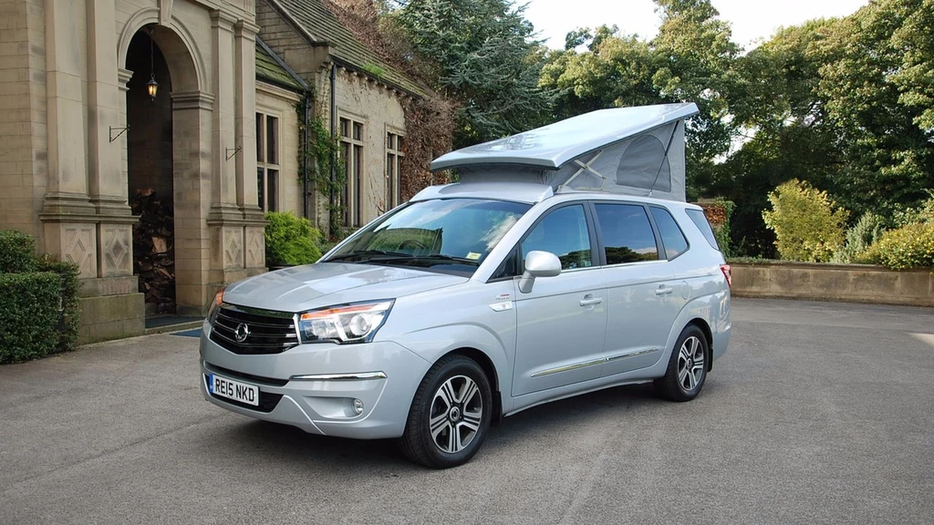 SsangYong Turismo Tourist