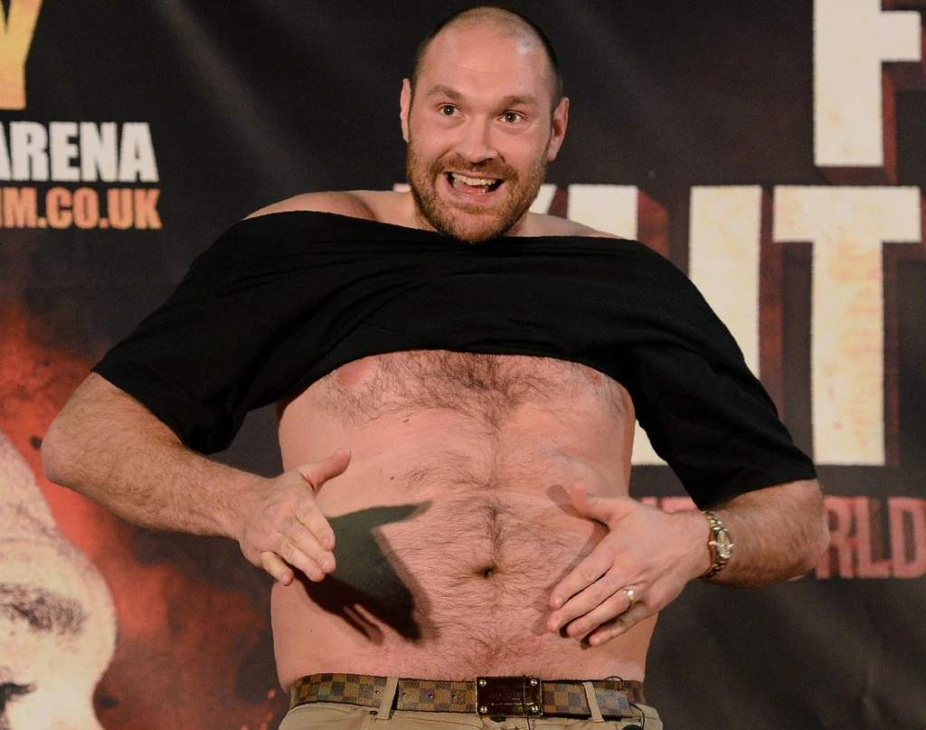 Tyson Fury podczas jednej z konferencji prasowych Tyson Fury podczas jednej z konferencji prasowych