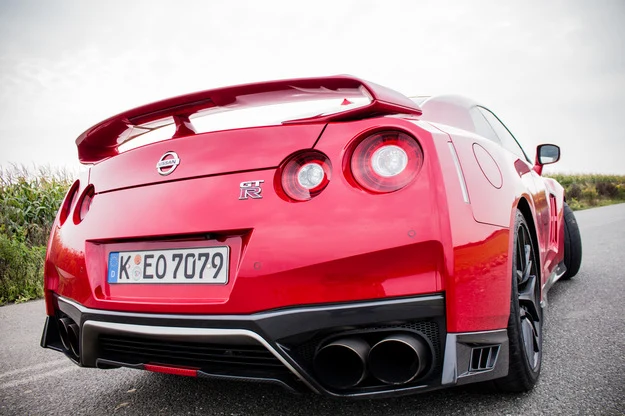 Nissan GT-R