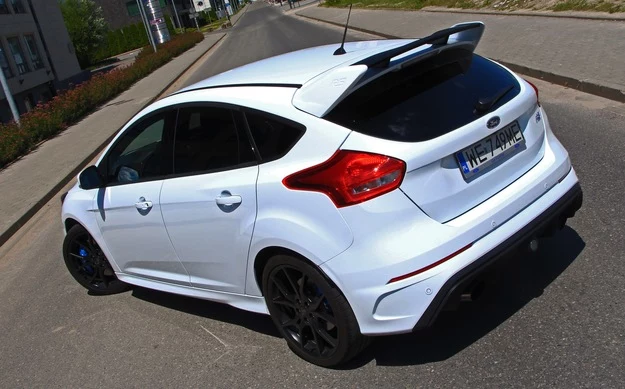 Ford Focus  RS