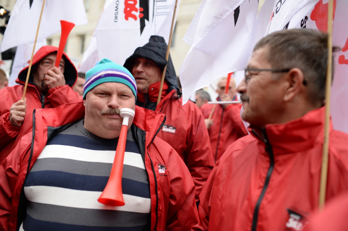 Protest przeciwko przyjęciu umów o wolnym handlu umów o wolnym handlu z USA - TTIP i Kanadą - CETA odbył się w Warszawie. Protest przeciwko przyjęciu umów o wolnym handlu umów o wolnym handlu z USA - TTIP i Kanadą - CETA odbył się w Warszawie.