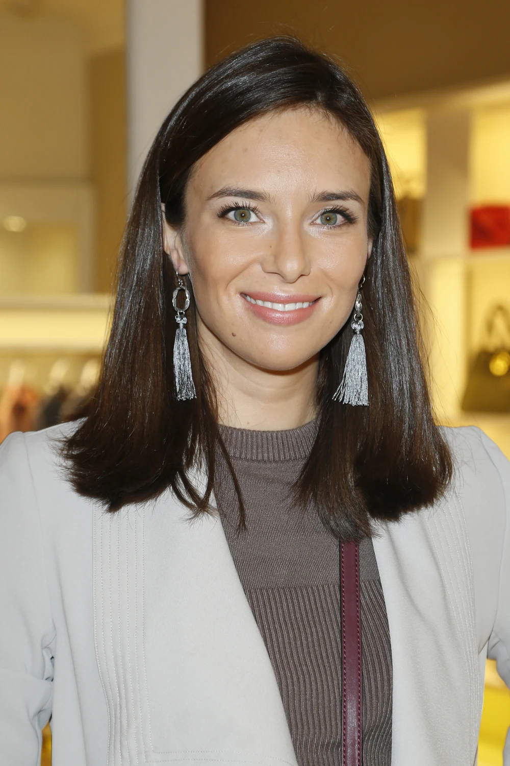 Anna Czartoryska-Niemczycka twierdzi, że wyda płytę dopiero, gdy będzie z niej całkowicie zadowolona i poczuje, że jest na to gotowa Anna Czartoryska-Niemczycka twierdzi, że wyda płytę dopiero, gdy będzie z niej całkowicie zadowolona i poczuje, że jest na to gotowa