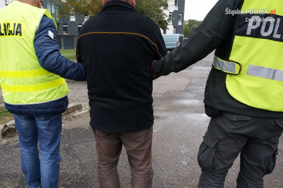 Mężczyzna miał 2 promile alkoholu i zatrzymane uprawnienia