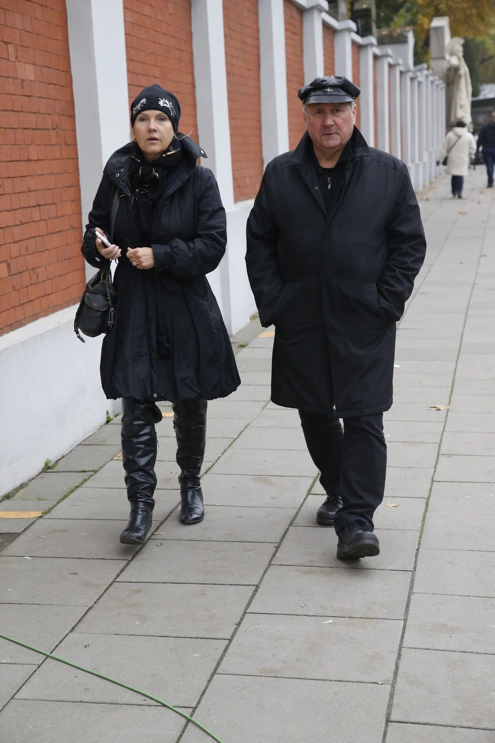 Na warszawskie Powązki dotarli też Tatiana Sosna-Sarno i Andrzej Grabarczyk