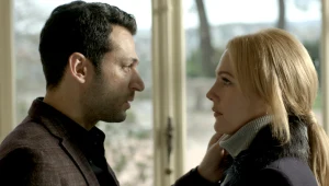 Kartal (Murat Yildirim) i jego ukochana Selin (Meryem Uzerli)