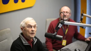 Ksawery Jasieński i Grzegorz Jasiński podczas rozmowy w radiu