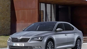 Skoda Superb świętuje 15-lecie