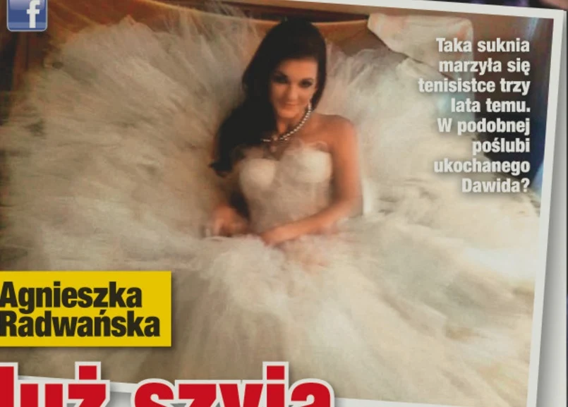 Taką suknią chwaliła się kilka lat temu