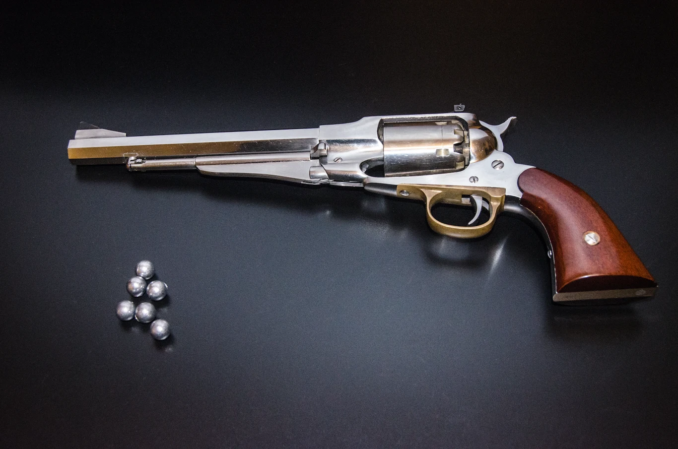 Rewolwer czarnoprochowy Remington New Model Army Rewolwer czarnoprochowy Remington New Model Army