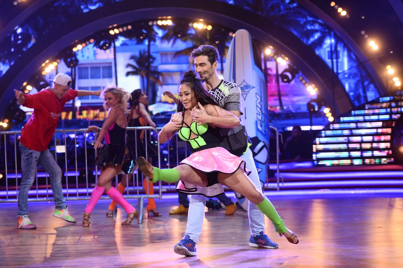 Misheel Jargalsaikhan i Jan Kliment wykonali salsę. „Zachwycasz wdziękiem, klasą, subtelnością” – Iwona Pavlović pochwaliła wrażenia artystyczne. Wciąż jednak jurorce przeszkadzała „jednostajność” tańca Jargalsaikhan. Był jednak widoczny progres: „Poprawiłaś rytmikę stóp”. Michał Malitowski stwierdził, że było „lepiej”, ale „nie tak dobrze jak u Olgi”. Para otrzymała 35 punktów.  