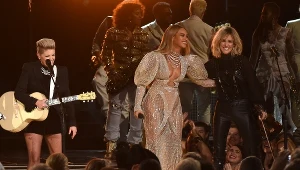 Beyonce podczas CMA 2016