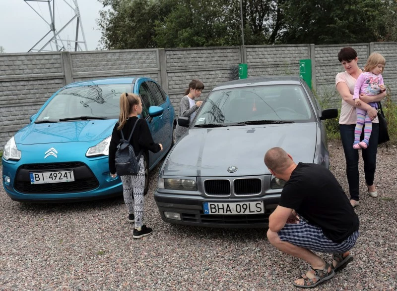 Stare, ale większe czy młode ale mniejsze? Polacy nie mają wątpliwości