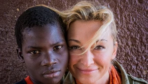 Martyna Wojciechowska w Tanzanii na planie "Kobiety na krańcu świata"