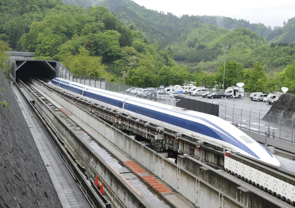 Maglev jest intensywnie rozwijany przez Japończyków