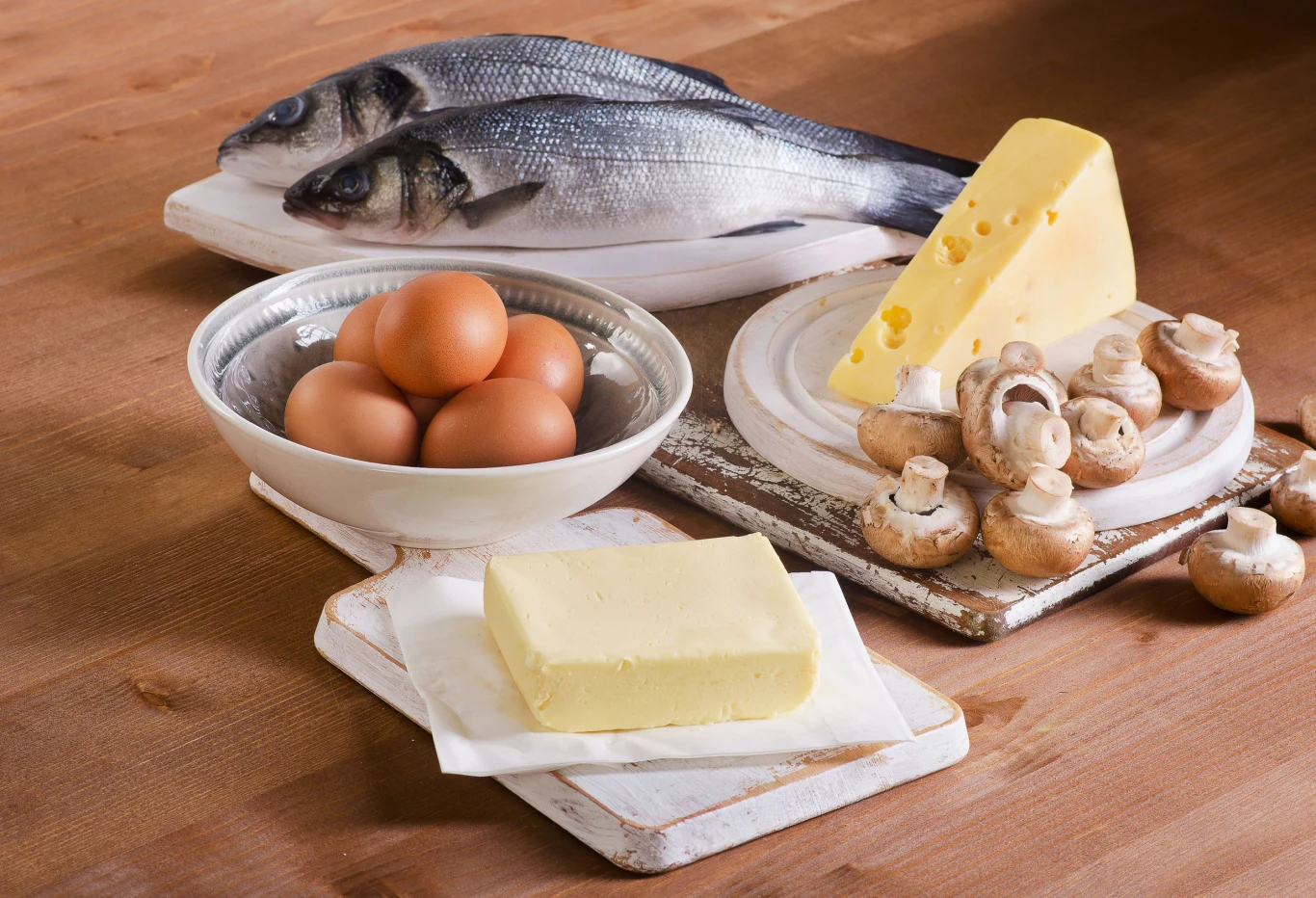 Najbogatszym źródłem witaminy D3 w pożywieniu są ryby, ale również jajka, szczególnie żółtko, oraz niektóre produkty nabiałowe