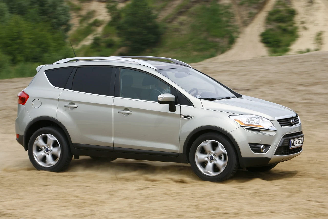 Ford Kuga I (2008-2012) Ford Kuga I (2008-2012)